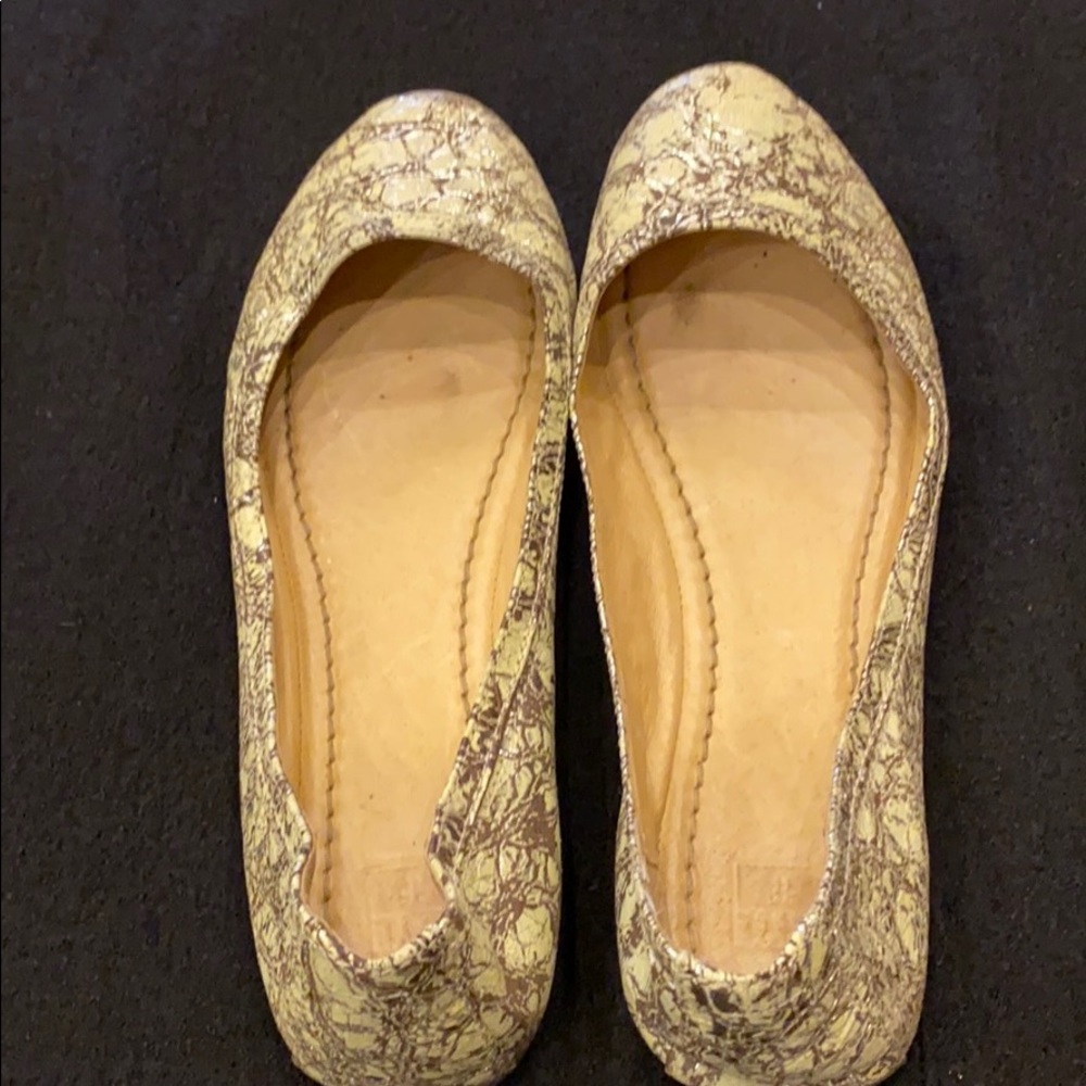 FRYE FLATS